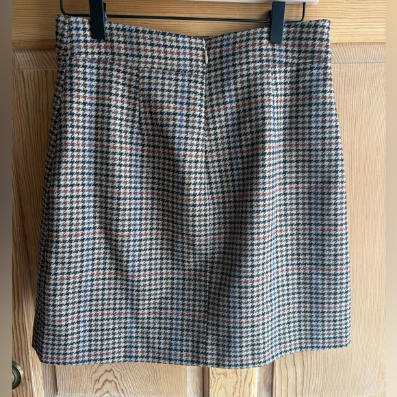 J.Crew Wool Houndstooth A-Line Skirt | Dark Academia | Size 4 - Picture 5 of 8